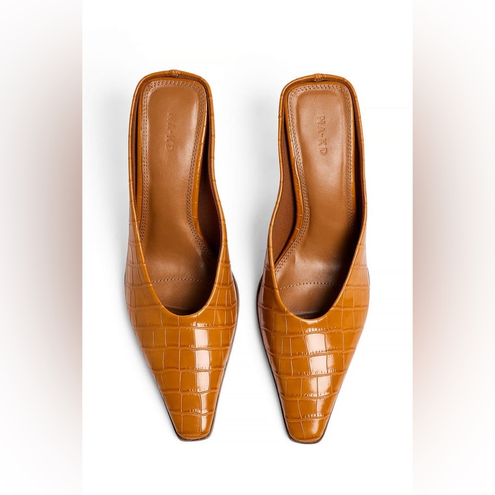 NWOT High heel mules